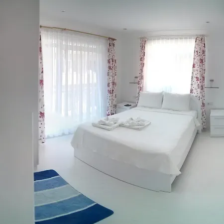 Denizkizi Butik Motel *