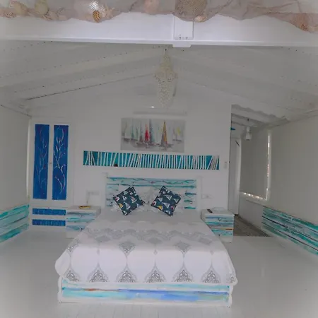 Denizkizi Butik Küçükkuyu