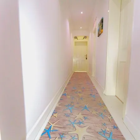 מוטל Denizkizi Butik *