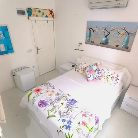 מוטל Denizkizi Butik *