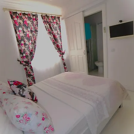 Denizkizi Butik * קוצ'וקויו