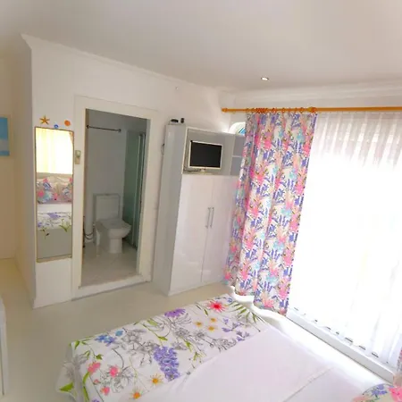 Denizkizi Butik מוטל *